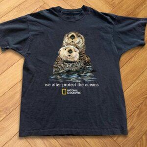 National Geographic Otter “Protect The Oceans” Tee Gildan 5000 NWT